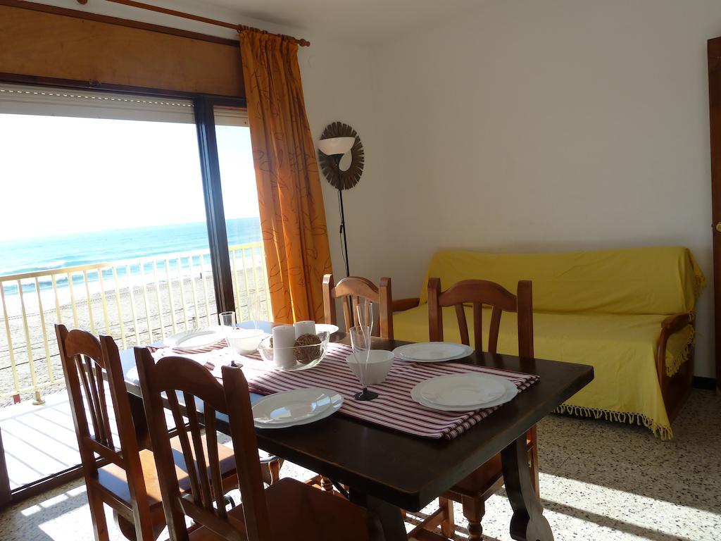 Villa Service - Apartamentos Aransol El Vendrell Δωμάτιο φωτογραφία